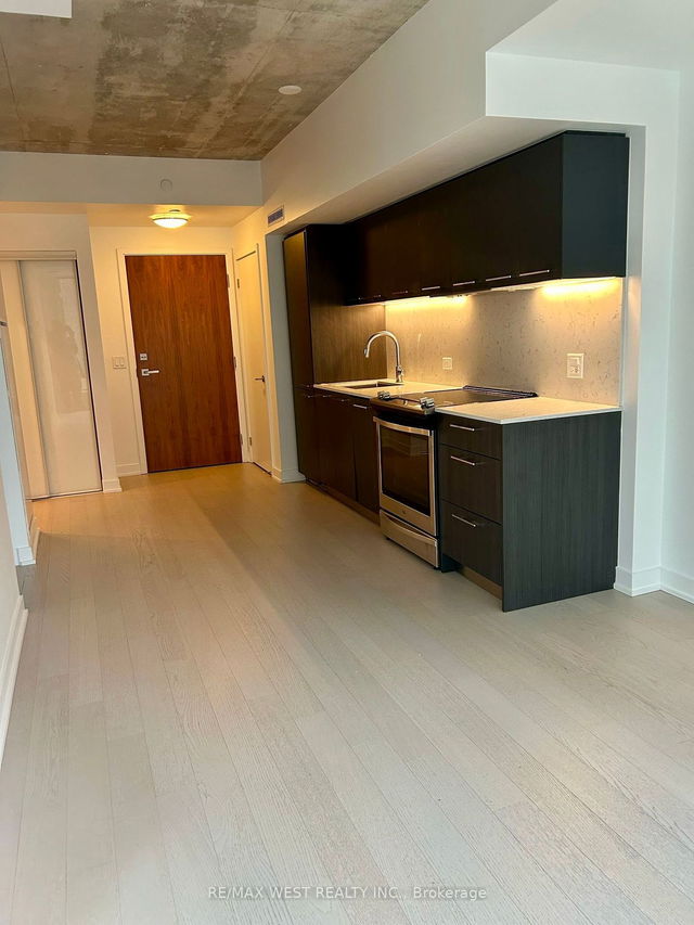 403 - 30 Baseball Place