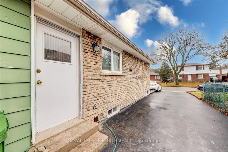 BSMT - 38 Loradeen Cres, Toronto, M1B 1T8 | Image 3