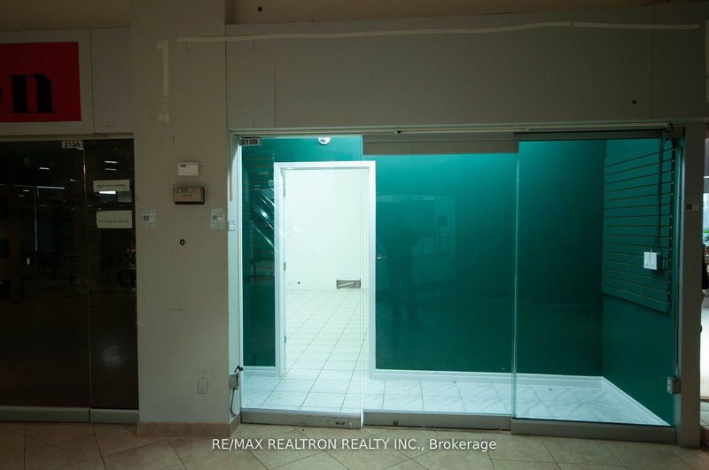 213B - 4438 Sheppard Ave E, Toronto, M1S 1V2 | Image 2