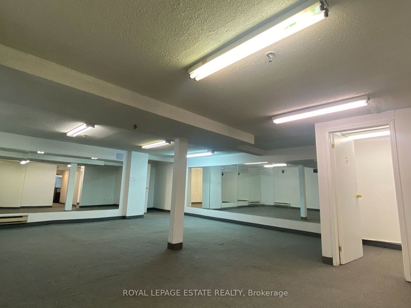 B101 - 2558 Danforth Ave, Toronto, M4C 1L3 | Image 3