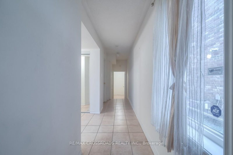 4269A Lawrence Ave E, Toronto, M1E 2S8 | Image 3