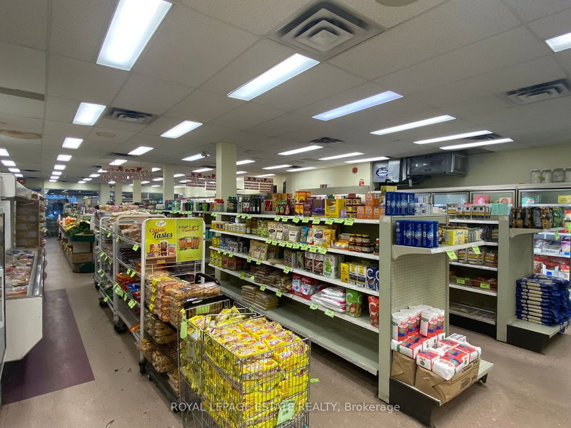 1449 Gerrard St E, Toronto, M4L 1Z9 | Image 2