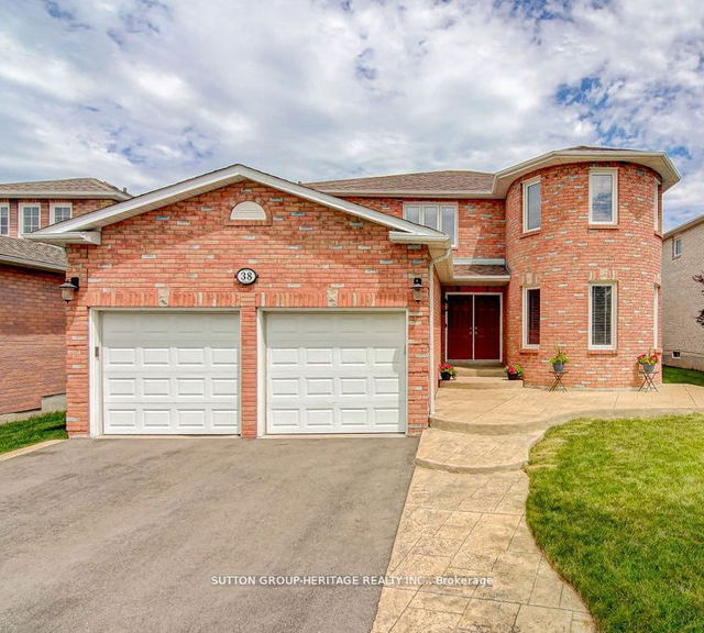 38 Howes Street
