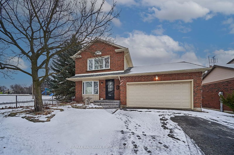home for lease on 73 Kirby Crescent