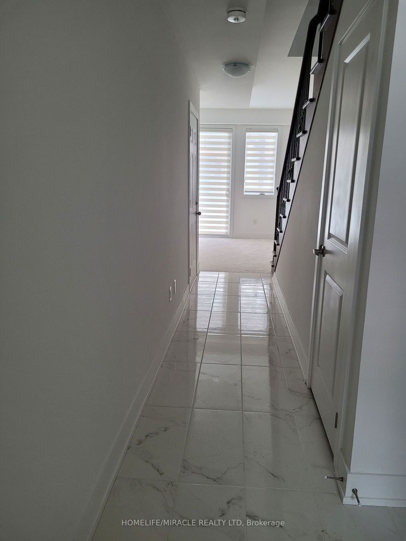 home for lease on 8 Nautical Way