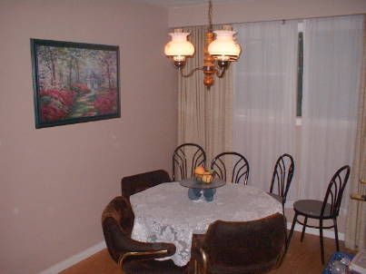 98 Applewood Cres, Whitby, L1N2E7 | Image 3