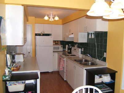 15 Heaver Dr, Whitby, L1N8X2 | Image 2