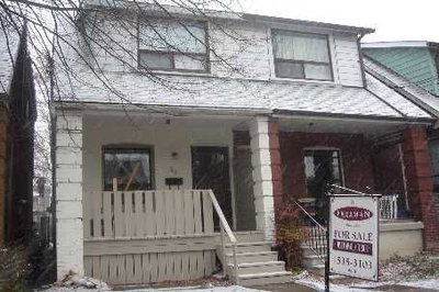 Semi-Detached House sold at 59 Bastedo Avenue, Toronto, Ontario, M4C3M8 - Woodbine Corridor - MLS: E794576
