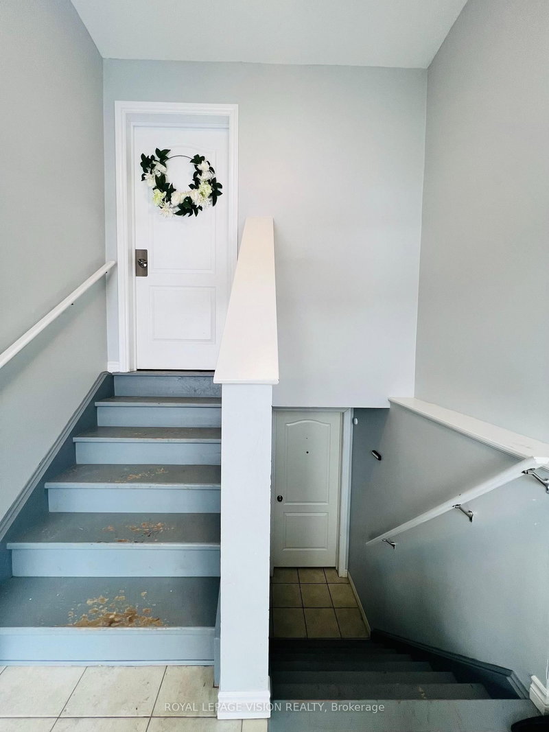 416 Bloor St E, Oshawa, L1J 3M8 | Image 2