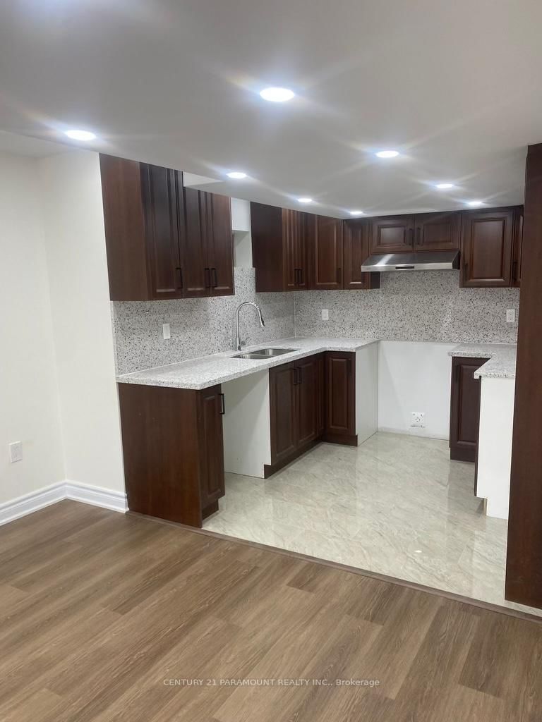 Lower - 87 Stockell Cres, Ajax, L1T 0M4 | Image 2