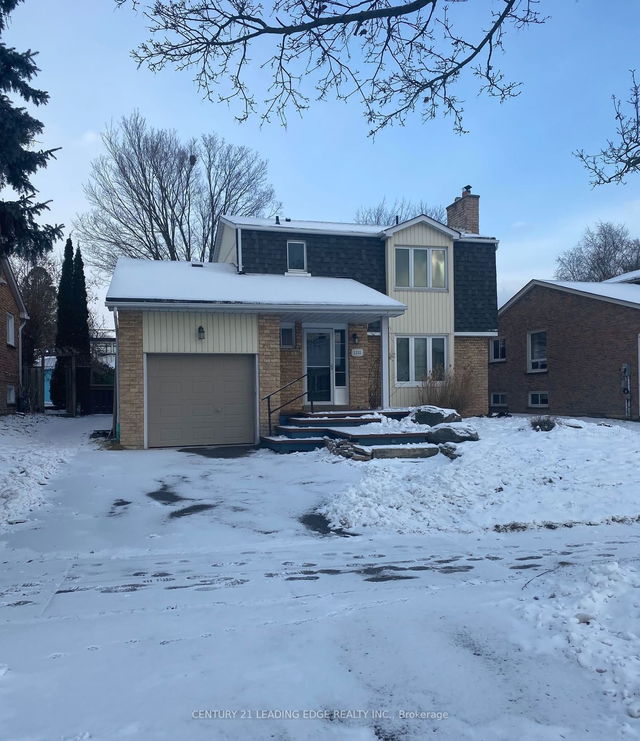 1233 Canborough Crescent