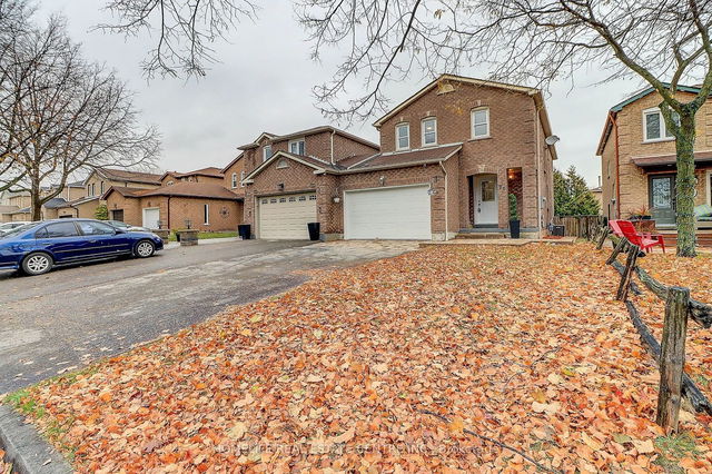 71 Hewitt Crescent
