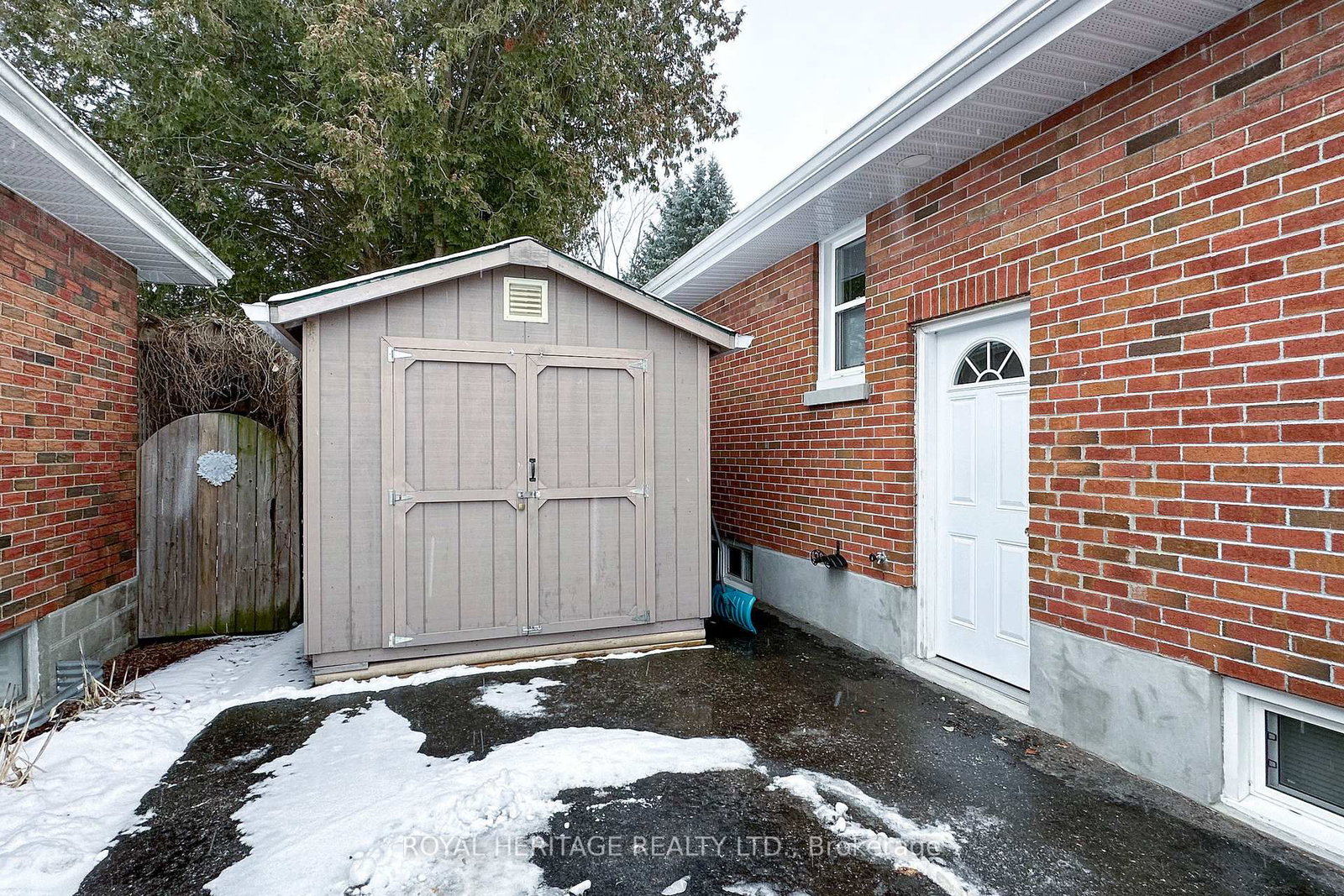 Listing Image 19