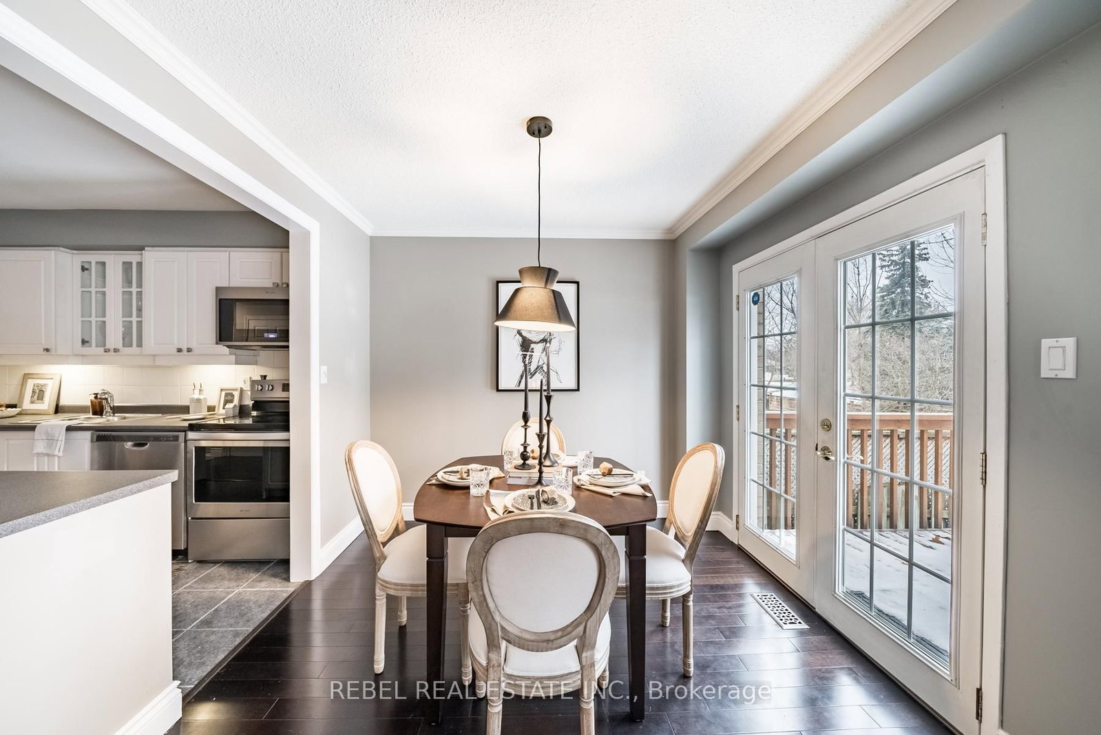 Listing Image 10