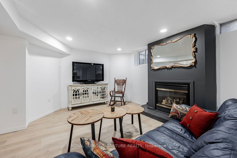 home for lease on Bsmt-68 Horne Avenue