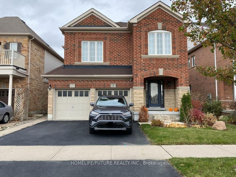 home for lease on 31 Middlecote Drive