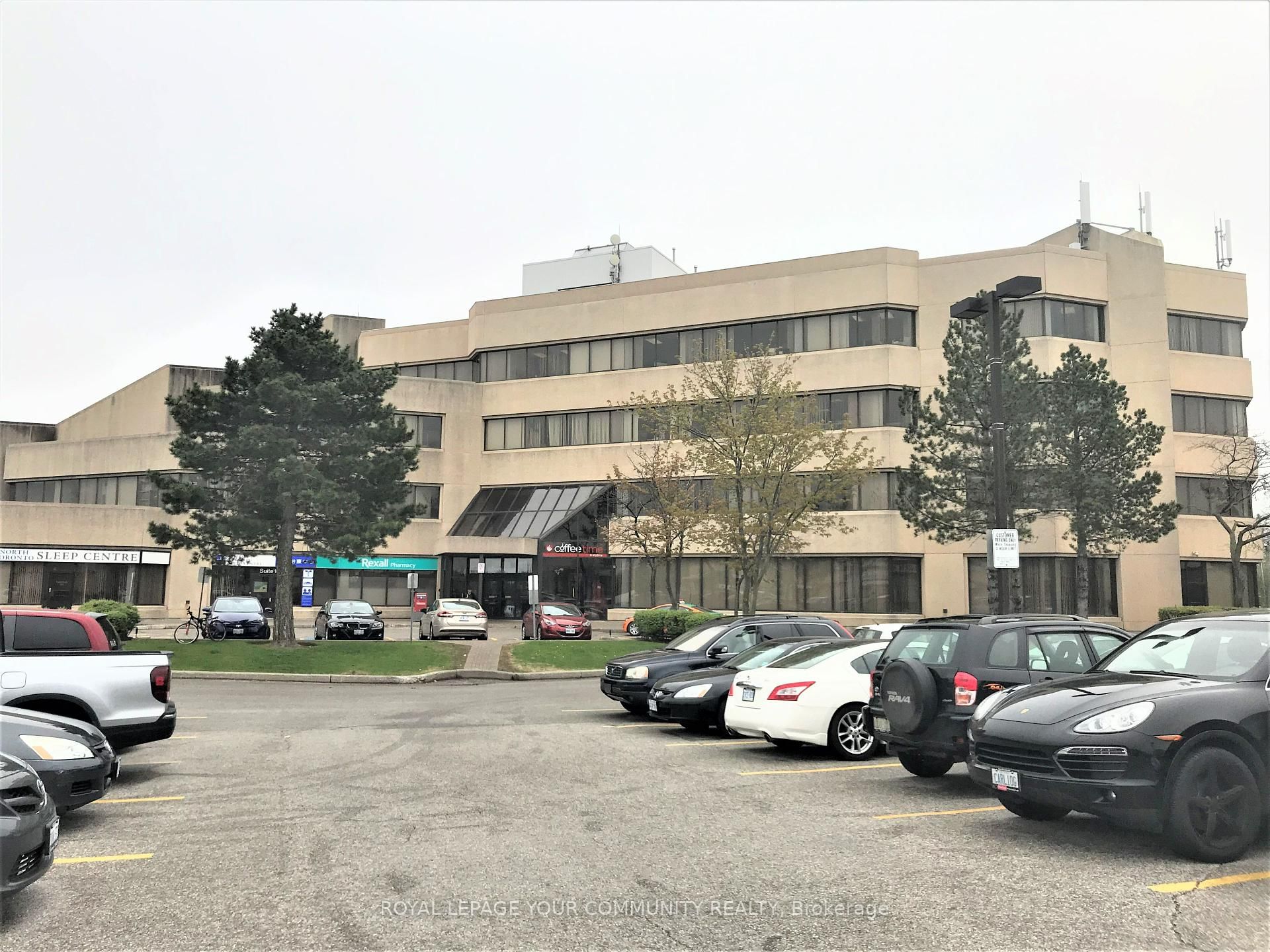 4040 Finch Avenue E, Unit LLA & B