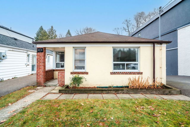 123 Meighen Avenue