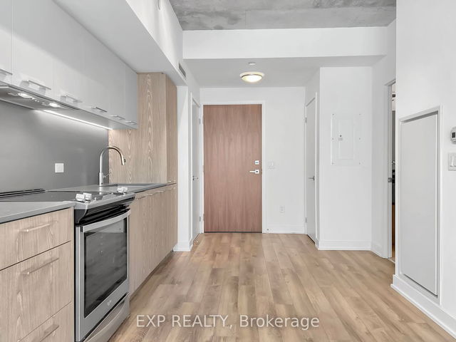 318 - 30 Baseball Place