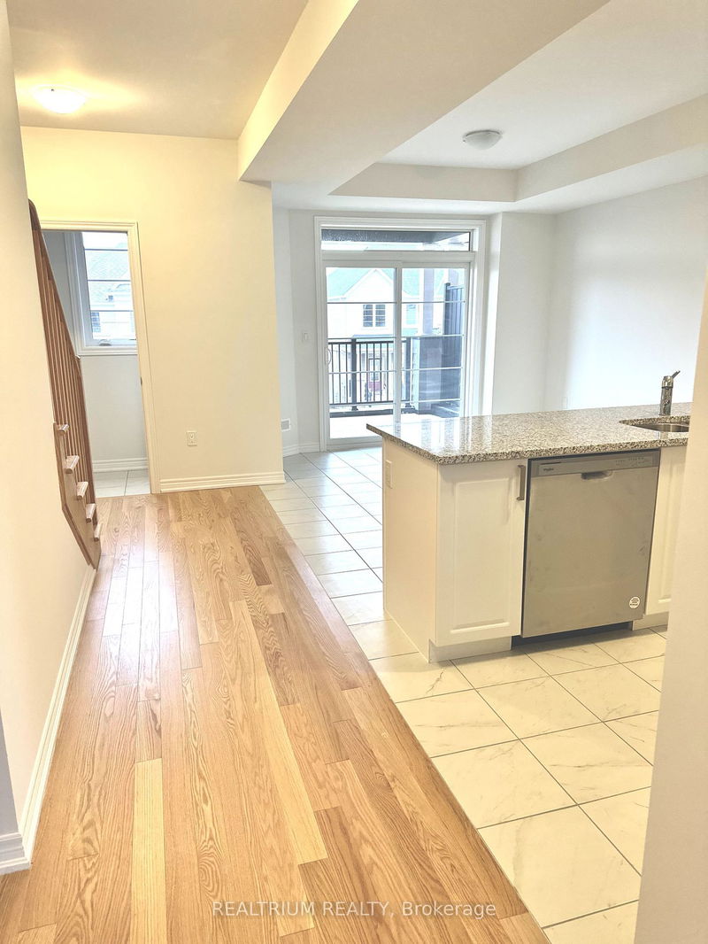 home for lease on 117 Air Dancer Crescent