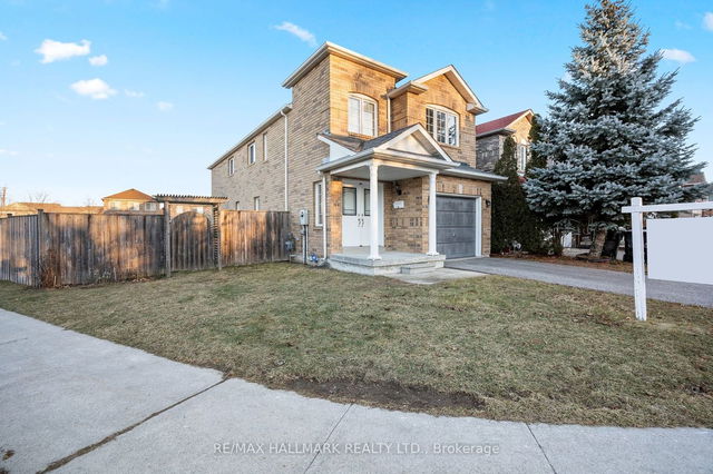 83 Bonspiel Drive
