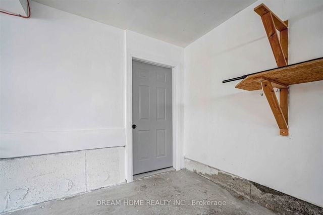 Bsement - 29 Chapel Park Square
