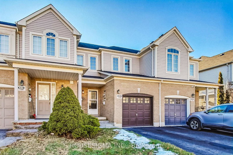 50 Toscana Dr, Whitby, L1R 3N7 | Image 2