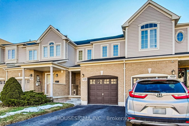 50 Toscana Dr, Whitby, L1R 3N7 | Image 3