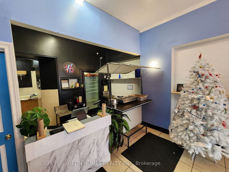 5 - 1375 Danforth Rd, Toronto, M1J 1G7 | Image 3