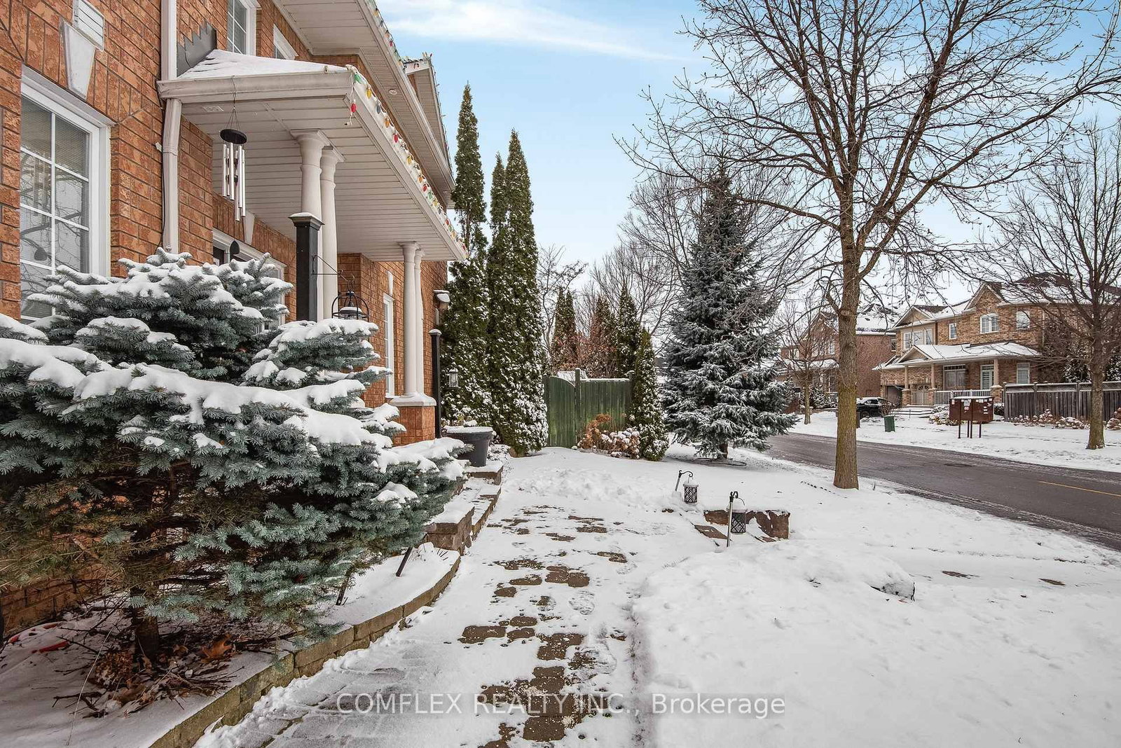 Listing Image 3