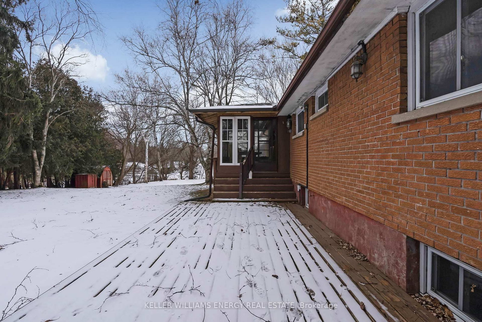 Listing Image 5
