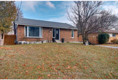 Detached House sold at 747 Glenforest Street, Oshawa, Northglen, L1J 5E9 - MLS: E8053730