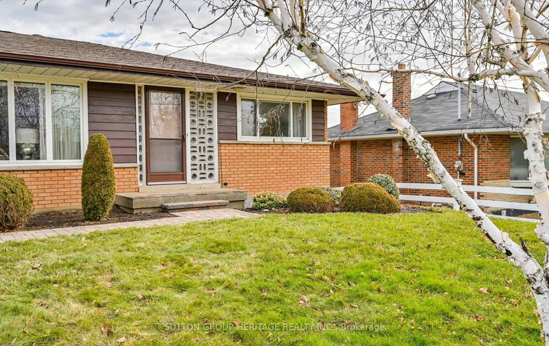 83 Thickson Rd N, Whitby, L1N 3P7 | Image 3