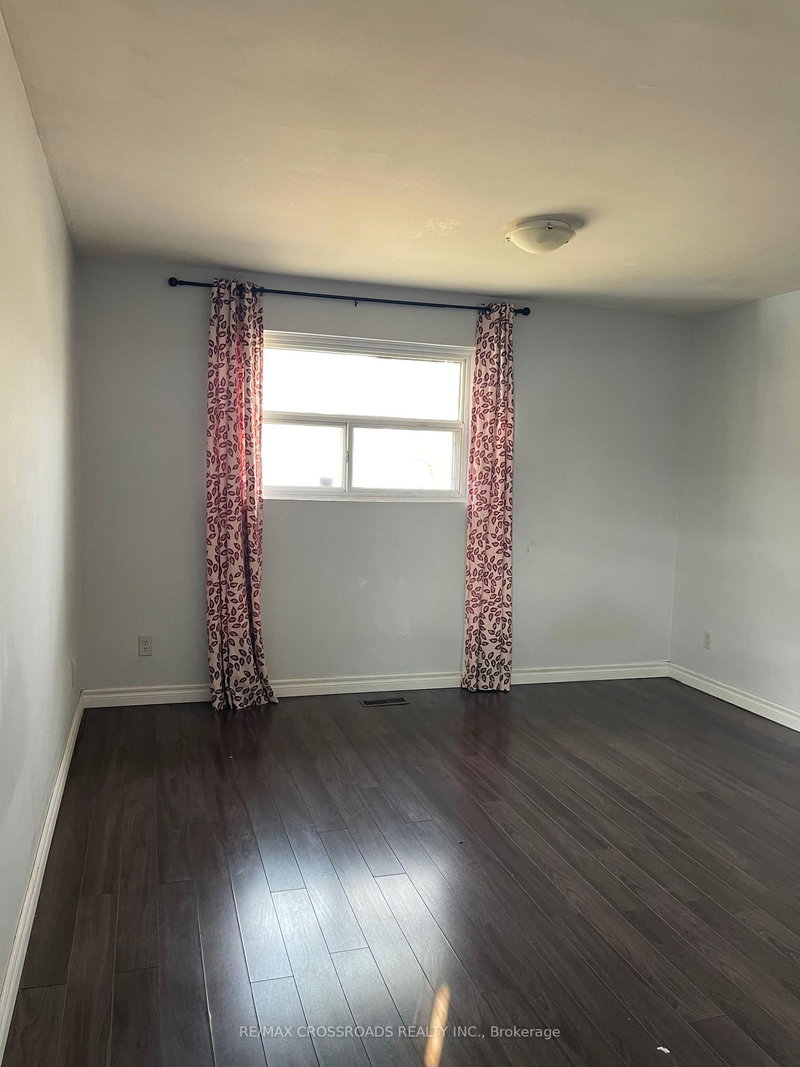 48 Gorsey Sq, Toronto, M1B 1A7 | Image 2