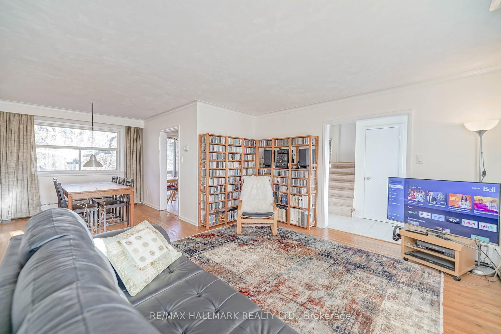 Listing Image 7