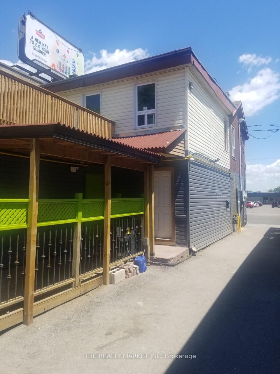 Listing Image 3
