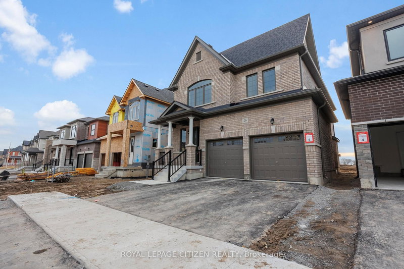 26 Wesley Brooks St, Clarington, L1B 0W4 | Image 3