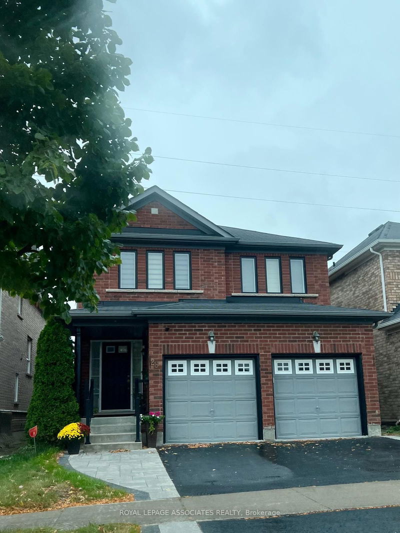 home for lease on 28 Puttingedge Drive W