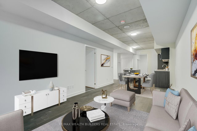 314 - 665 Queen Street E