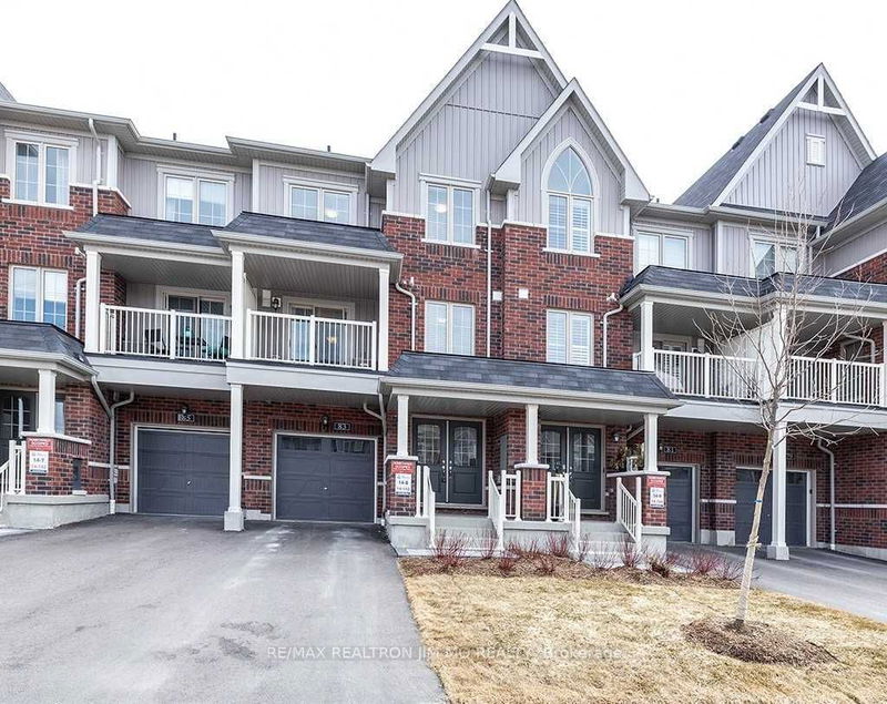 home for lease on 83 Sutcliffe Drive