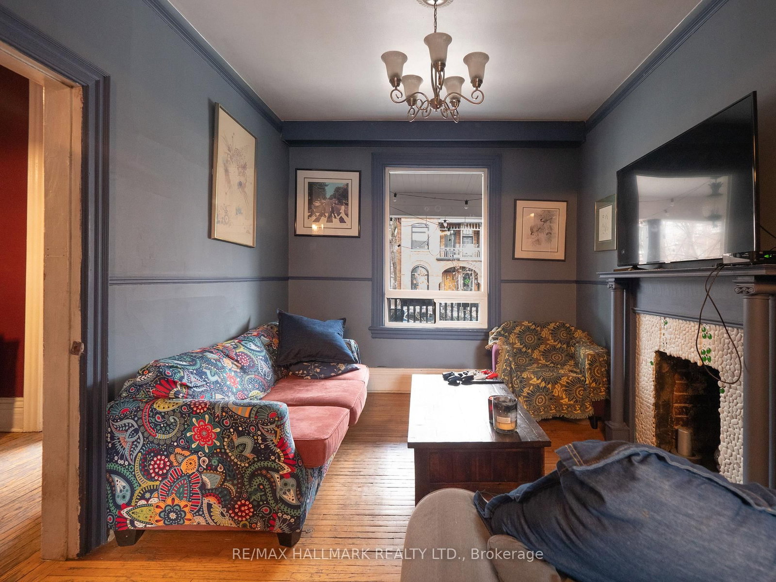 Listing Image 7