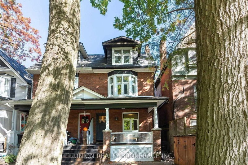 home for lease on Lower-53 Silver Birch Avenue