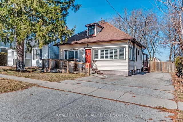 218 Hillside Avenue