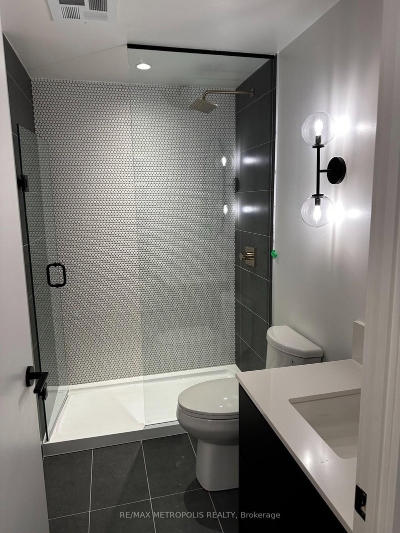 406 - 1285 Queen St E, Toronto, M4L 1C2 | Image 3