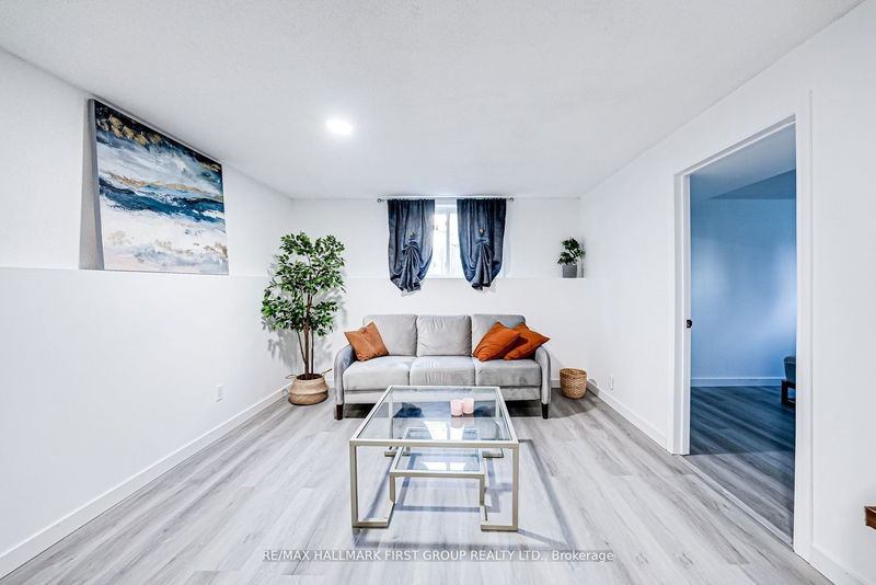 home for lease on 27 Evaleigh Court