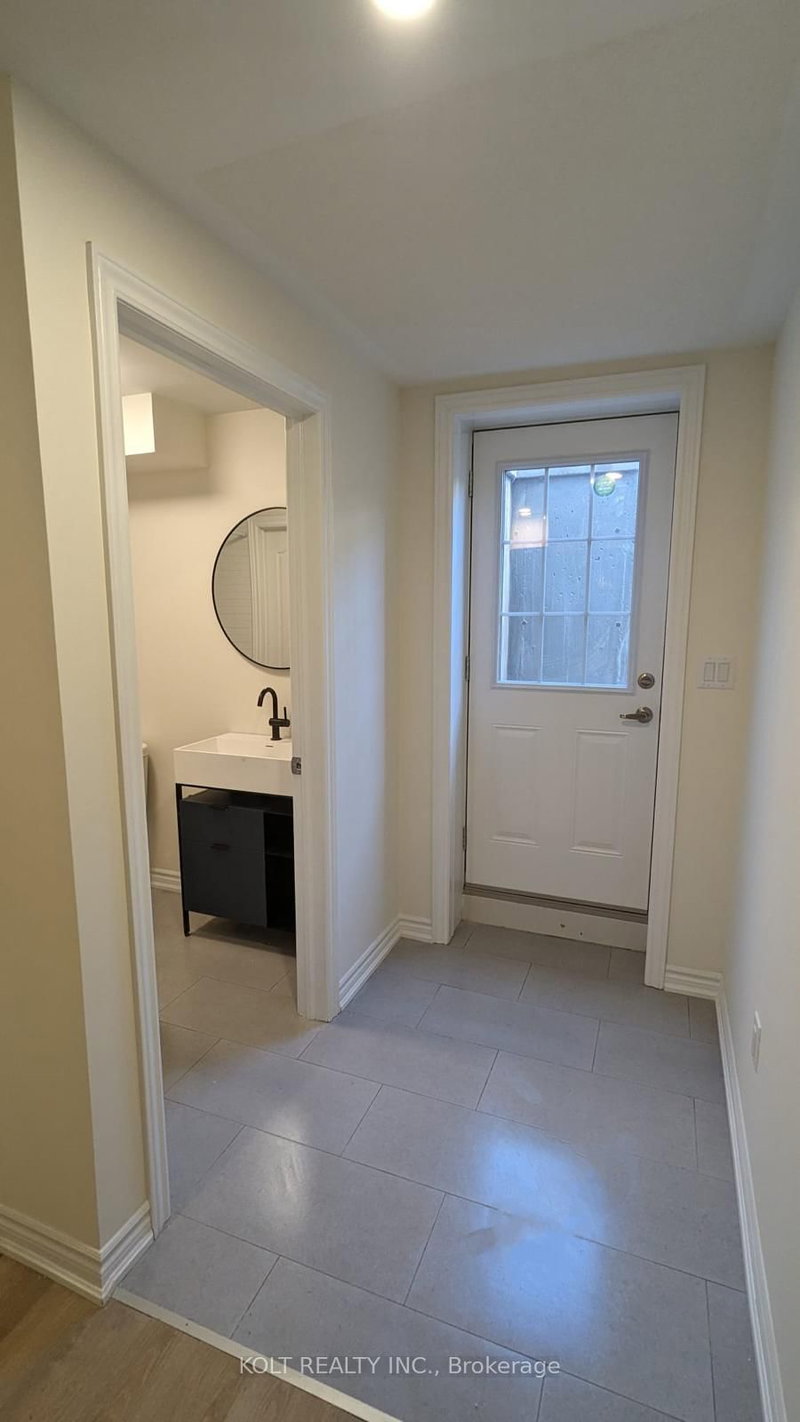 BSMT - 1198 Rexton Dr, Oshawa, L1L 0T4 | Image 2