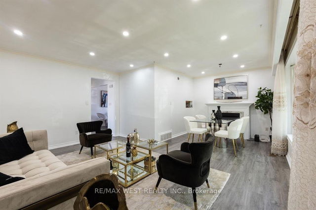 21 Araman Drive