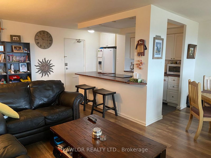 home for lease on 908-3311 Kingston Road