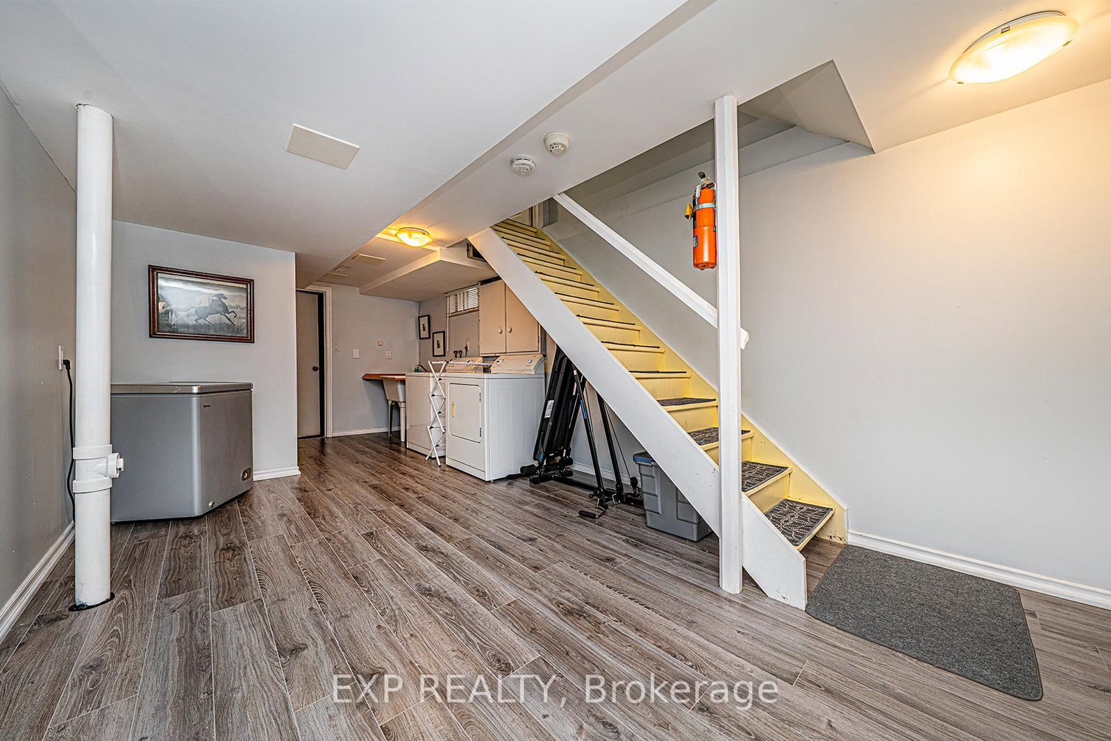 Listing Image 31