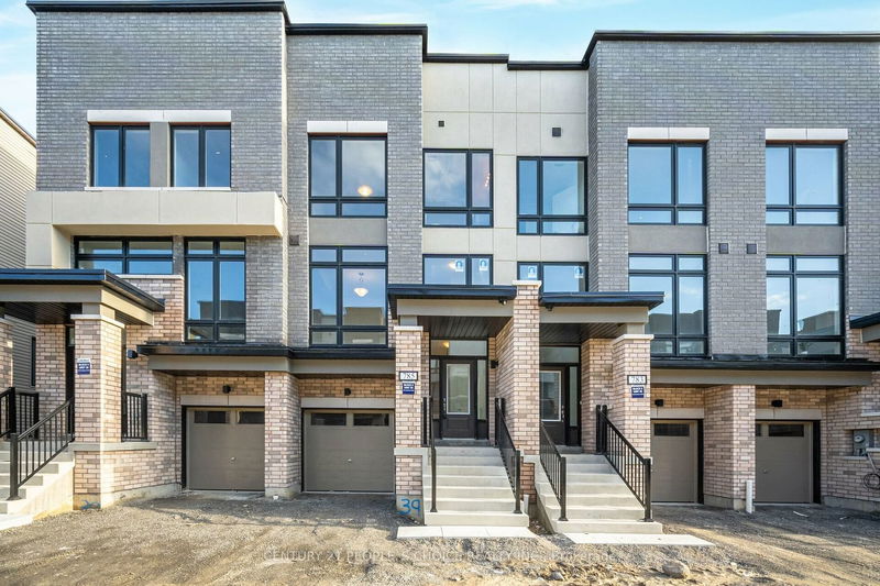 home for lease on 785 Heathrow Path